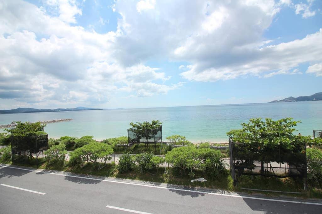 Beach Side Hotel Yamoriyanonikai Nago Exteriér fotografie